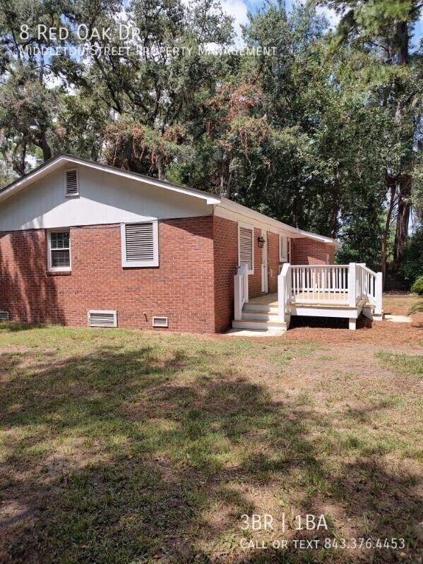 8 Red Oak Dr in Beaufort, SC - Building Photo - Building Photo