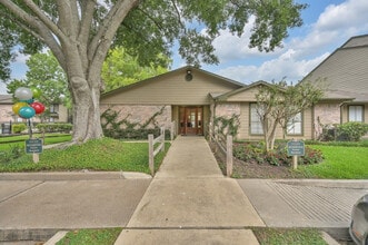 Green Arbor in Houston, TX - Building Photo - Building Photo
