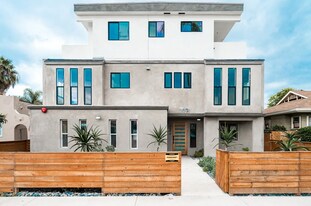 4586 Hamilton St in San Diego, CA - Building Photo