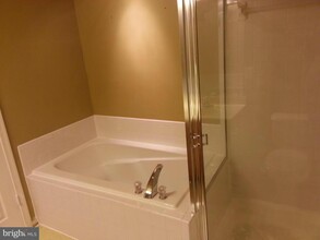 45053 Fellowship Square in Ashburn, VA - Building Photo - Building Photo