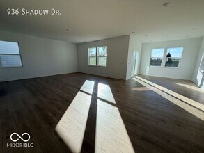 936 Shadow Dr in Danville, IN - Building Photo - Building Photo
