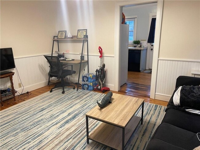 11 Braman St in Newport, RI - Building Photo - Building Photo