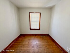 1106 Oleanda Ave in Louisville, KY - Building Photo - Building Photo