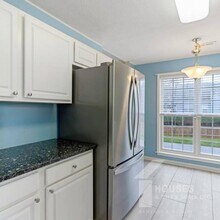 110 Stonington Way in Taylors, SC - Building Photo - Building Photo