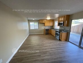 9125 Clendenen Way in Sacramento, CA - Building Photo - Building Photo