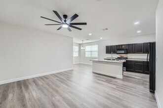 3702 Chappie Ln in Austin, TX - Building Photo - Building Photo