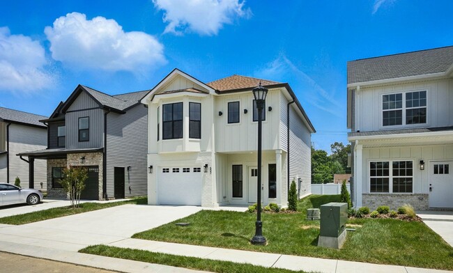 533 Charleston Cv Wy in Clarksville, TN - Building Photo - Building Photo