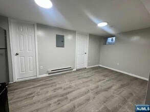 197 Lafayette Pl, Unit D3 in Englewood, NJ - Foto de edificio - Building Photo