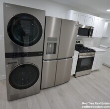 15 Avalon St in Revere, MA - Building Photo - Building Photo
