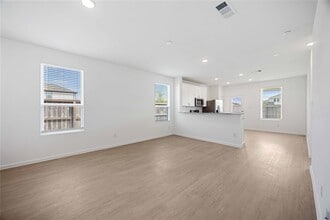 21464 Austell Pond Dr in Porter, TX - Building Photo - Building Photo