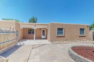 501 Calle De in Santa Ana Pueblo, NM - Building Photo - Building Photo