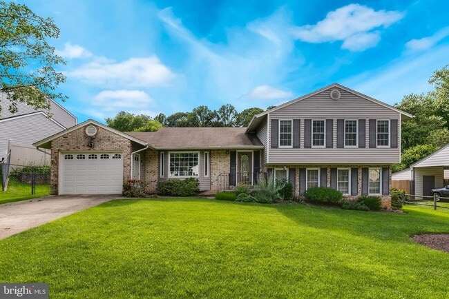 8722 Litwalton Ct in Vienna, VA - Foto de edificio - Building Photo