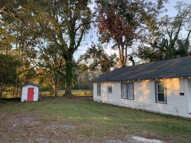 144 Tattnall St in Reidsville, GA - Foto de edificio - Building Photo