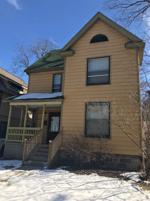 306 N State St