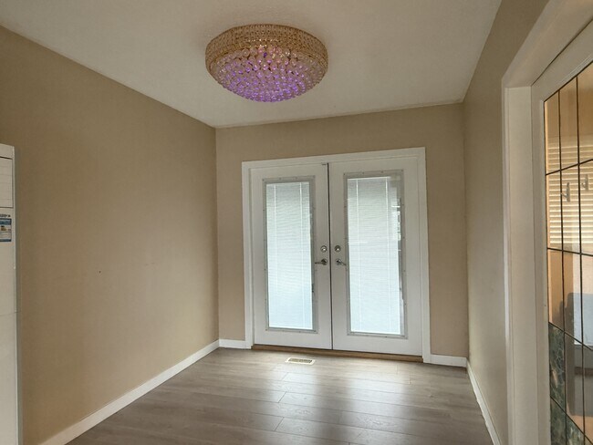 22540 Gilley Rd in Vancouver, BC - Building Photo - Building Photo