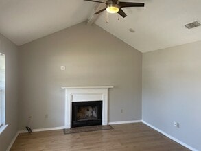 1723 James Buchanan Dr in Biloxi, MS - Building Photo - Building Photo