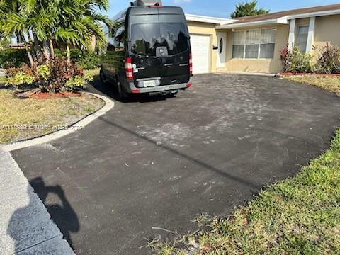 8511 Sunset Strip in Sunrise, FL - Building Photo