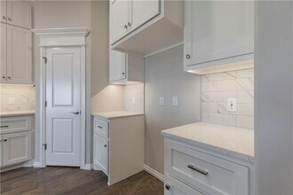 18801 Grove Pkwy in Edmond, OK - Building Photo - Building Photo