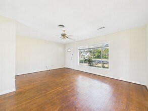 3035 Guese Rd in Houston, TX - Building Photo - Building Photo