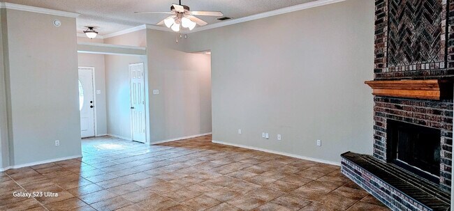 9804 Ironton Ave in Lubbock, TX - Building Photo - Building Photo