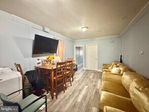 128 Columbus Ave in Trenton, NJ - Building Photo - Building Photo