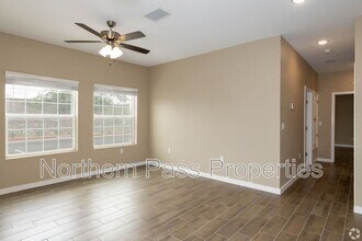 9779 McCombs St in El Paso, TX - Building Photo - Building Photo