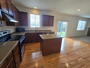 1727 Trevor Ct in Longmont, CO - Building Photo - Building Photo