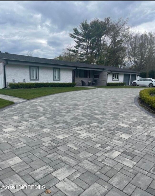 property at 512 Deal Rd