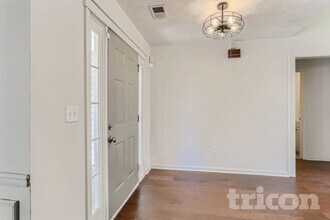 2500 Huntington Dr in Loganville, GA - Building Photo - Building Photo