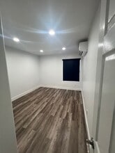 5404 Balboa Arms Dr, Unit #369 in San Diego, CA - Foto de edificio - Building Photo
