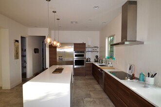 1462 E Goldcrest St in Gilbert, AZ - Building Photo - Building Photo