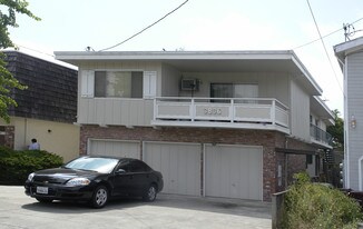 3836 Midvale Ave in Oakland, CA - Building Photo