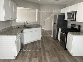 3504 Devon Chase Rd in Atlanta, GA - Foto de edificio - Building Photo