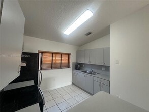 2891 W 76th St in Hialeah Gardens, FL - Building Photo - Building Photo