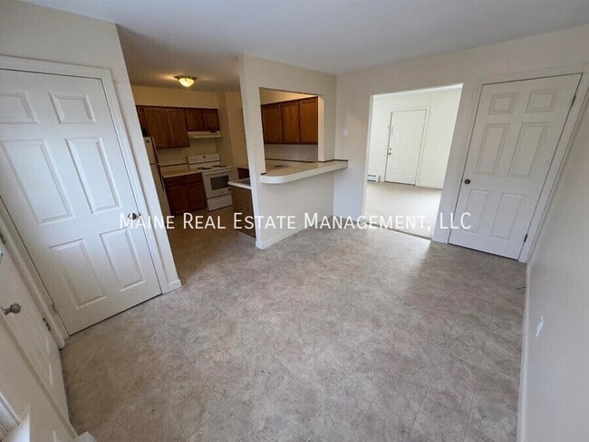 53 Valley View Ln in Bangor, ME - Building Photo - Building Photo