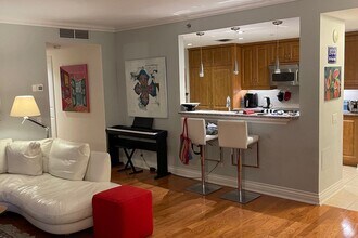 1200 Blvd. De Maisonneuve Ouest in Montréal, QC - Building Photo - Building Photo