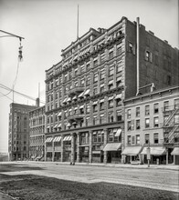 Perry Payne Apartments in Cleveland, OH - Foto de edificio - Building Photo