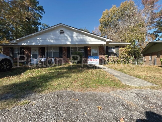 11 Loquat Ct in Columbia, SC - Building Photo - Building Photo