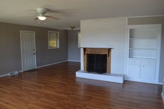 127 Freedom Dr in Clemson, SC - Building Photo - Building Photo