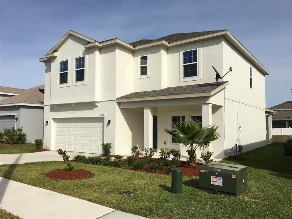 2510 Sanderling St in Haines City, FL - Building Photo