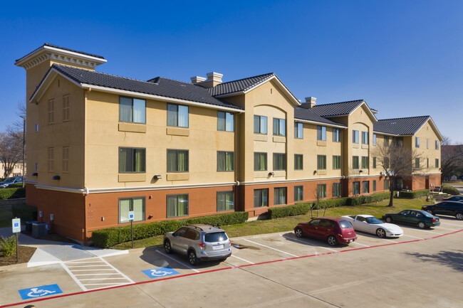 Furnished Studio - Irving in Irving, TX - Foto de edificio - Building Photo