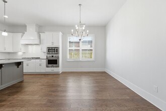 1926A Castleman Dr in Nashville, TN - Building Photo - Building Photo