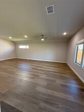 718 Tidal Dr in McKinney, TX - Foto de edificio - Building Photo