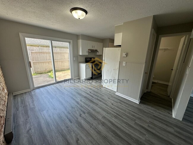 Georgetown Apartments in Galveston, IN - Foto de edificio - Building Photo