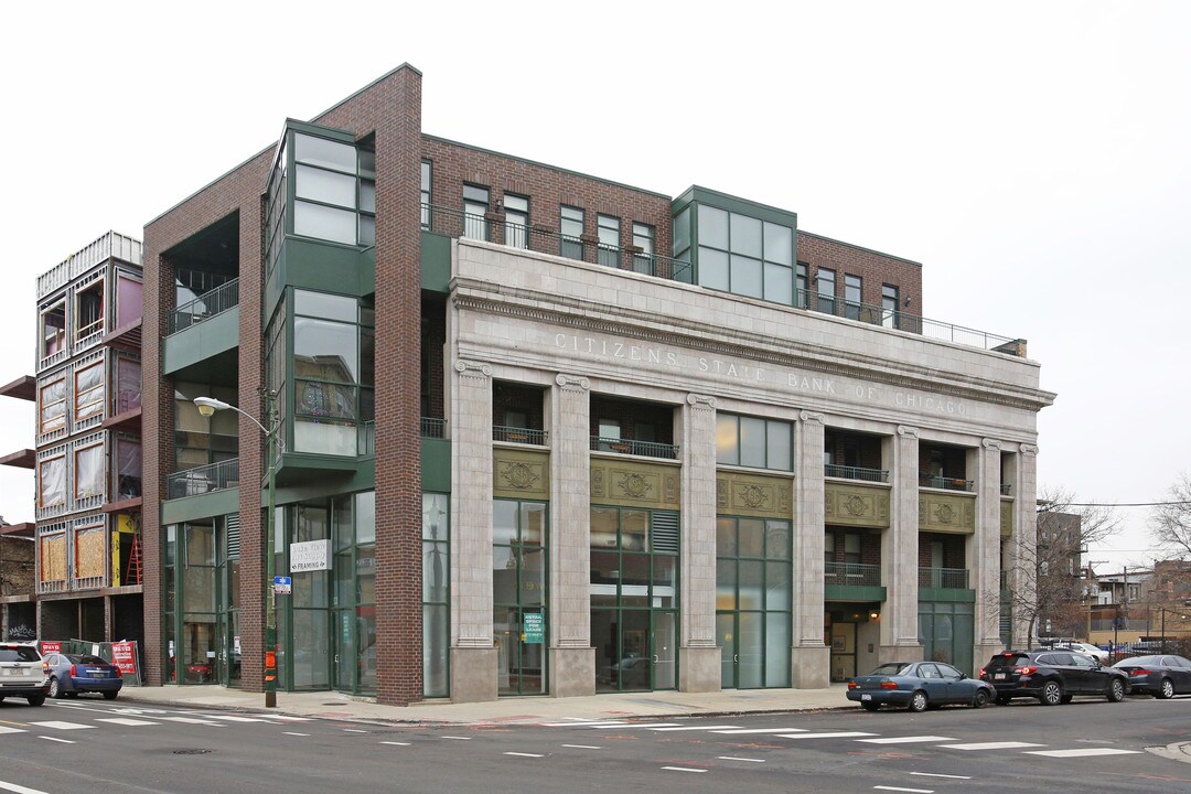 1623 W Melrose St in Chicago, IL - Building Photo