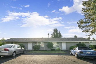 Prairie Village Duplexes in Rochester, WA - Building Photo - Building Photo