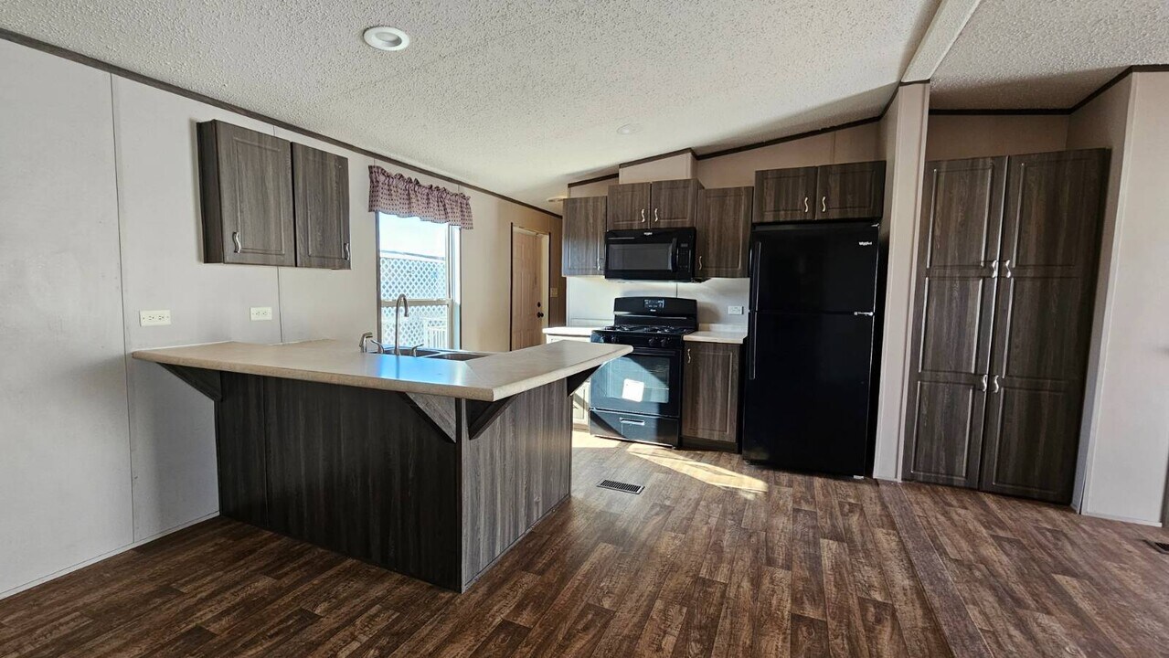 1409 N French St in Casa Grande, AZ - Building Photo