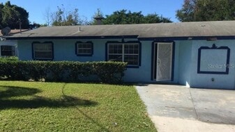 1995 5th St NE in Winter Haven, FL - Building Photo