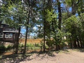 126 E Brookside St in Colorado Springs, CO - Building Photo - Building Photo