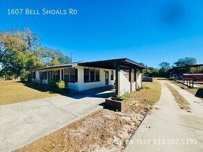 1607 Bell Shoals Rd in Brandon, FL - Building Photo - Building Photo